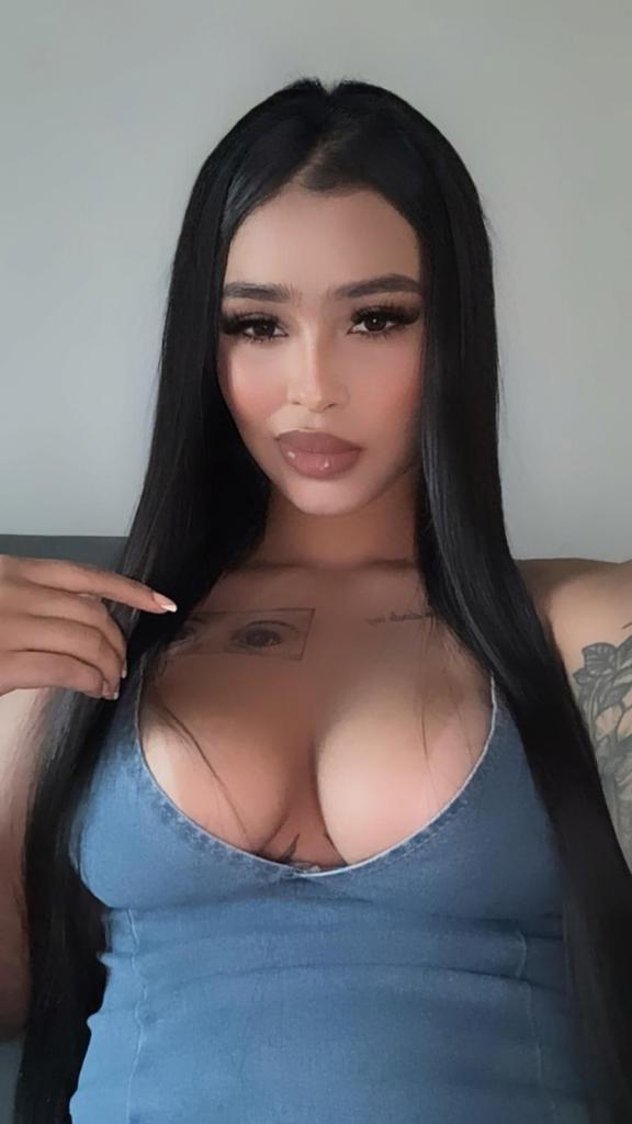 613758156: Chica busca chico en Tarragona