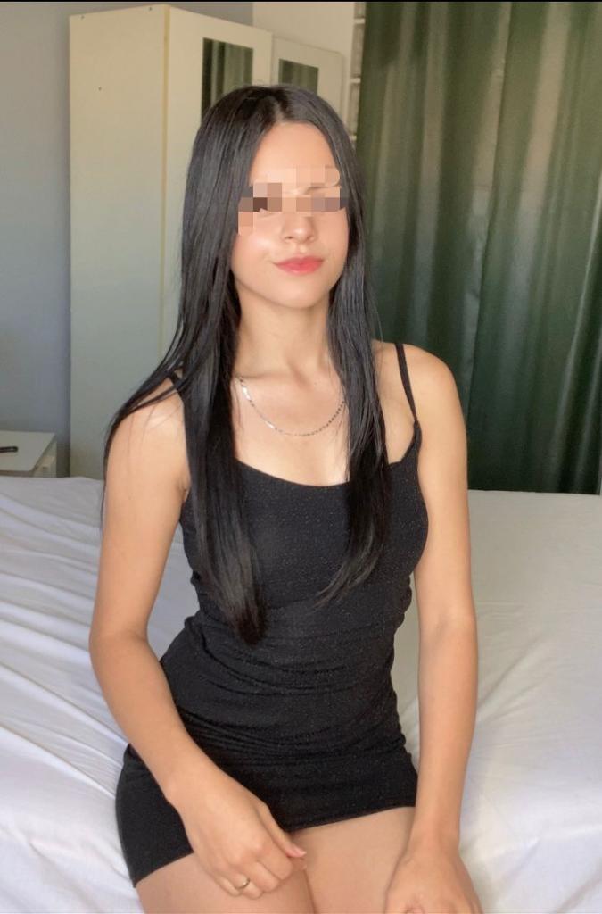 643338130: Chica busca chico en Madrid