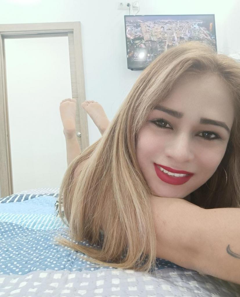 Chica busca chico en Cádiz: 