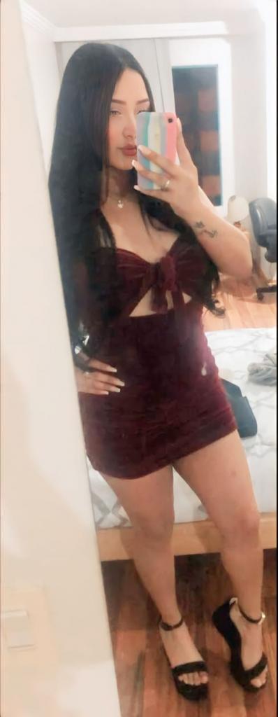 641353821: Chica busca chico en La Coruña