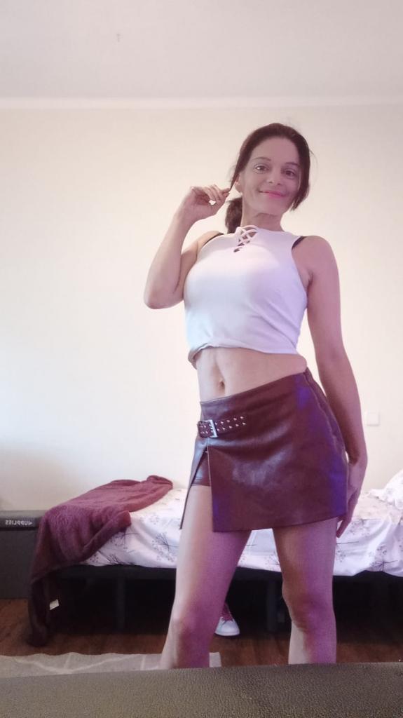 685550910: Chica busca chico en Pontevedra