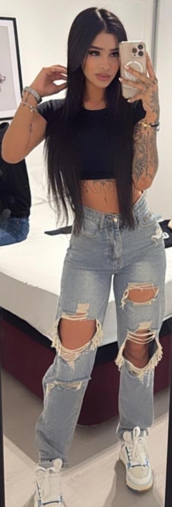 613758156: Chica busca chico en Tarragona