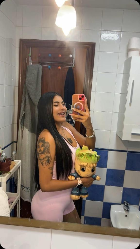 Chica busca chico en Tenerife: 