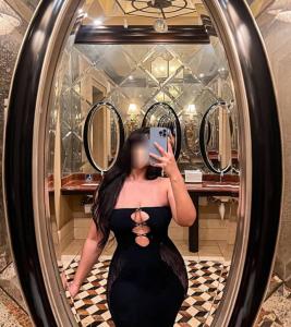 Chica busca chico en Cádiz: 