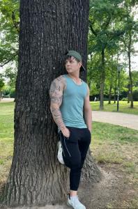 643810895: Chico busca chica en Valencia