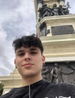 604854296: Chico busca chica en Madrid