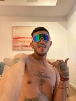 617658902: Chico busca chica en Madrid