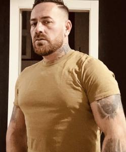 611626672: Chico busca chica en Sevilla