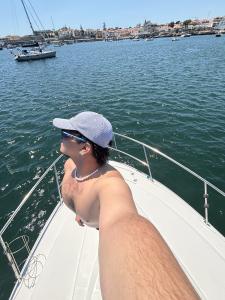 614119408: Chico busca chica en Badajoz