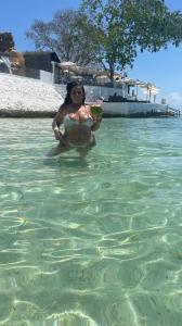 663048578: Chica busca chico en Madrid