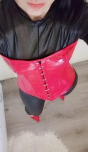 604181042: Chica busca chico en Madrid