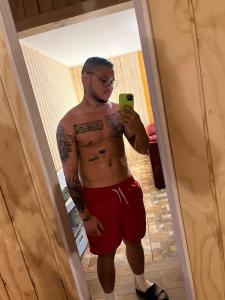 613967239: Chico busca chica en Guipúzcoa