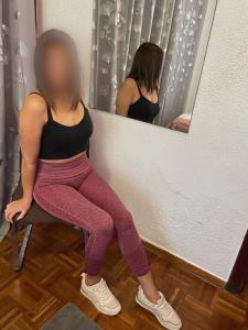 661442320: Chica busca chico en Madrid