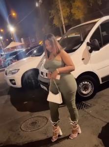 665181170: Chica busca chico en Cádiz