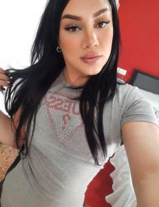 634213240: Transexual en Barcelona