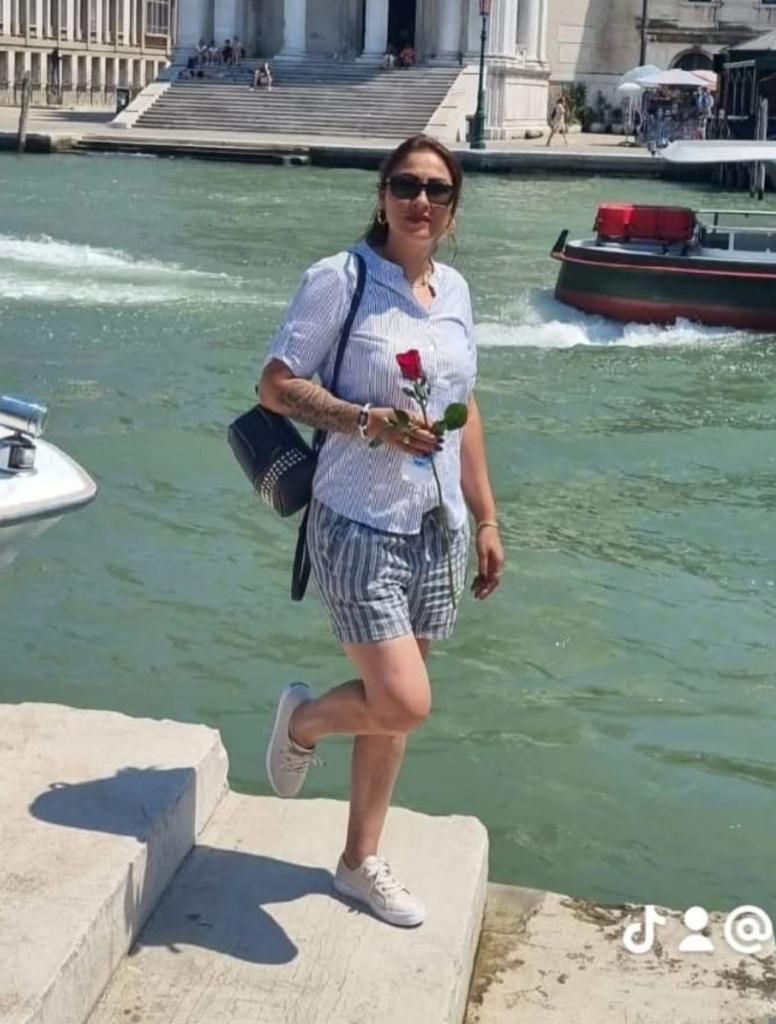 641874054: Chica busca chico en Lugo