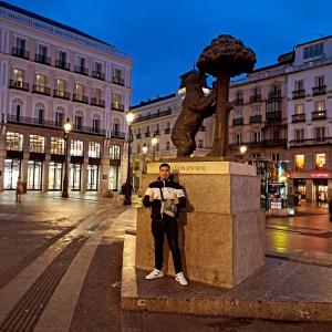 664054443: Chico busca chica en Mallorca