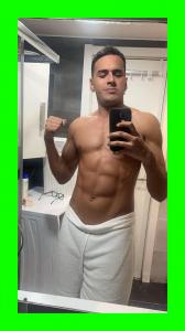 674067103: Chico busca chica en Ibiza