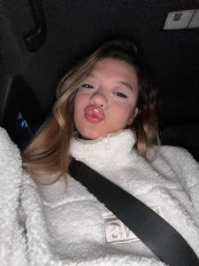 663754578: Chica busca chico en Madrid