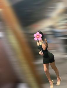 742031846: Chica busca chico en Madrid