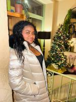 613594872: Chica busca chico en Barcelona