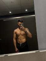 669961660: Chico busca chica en Madrid