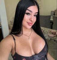 679067546: Chica busca chico en Madrid