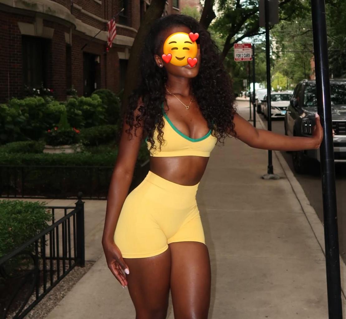 658516057: Chica busca chico en La Coruña