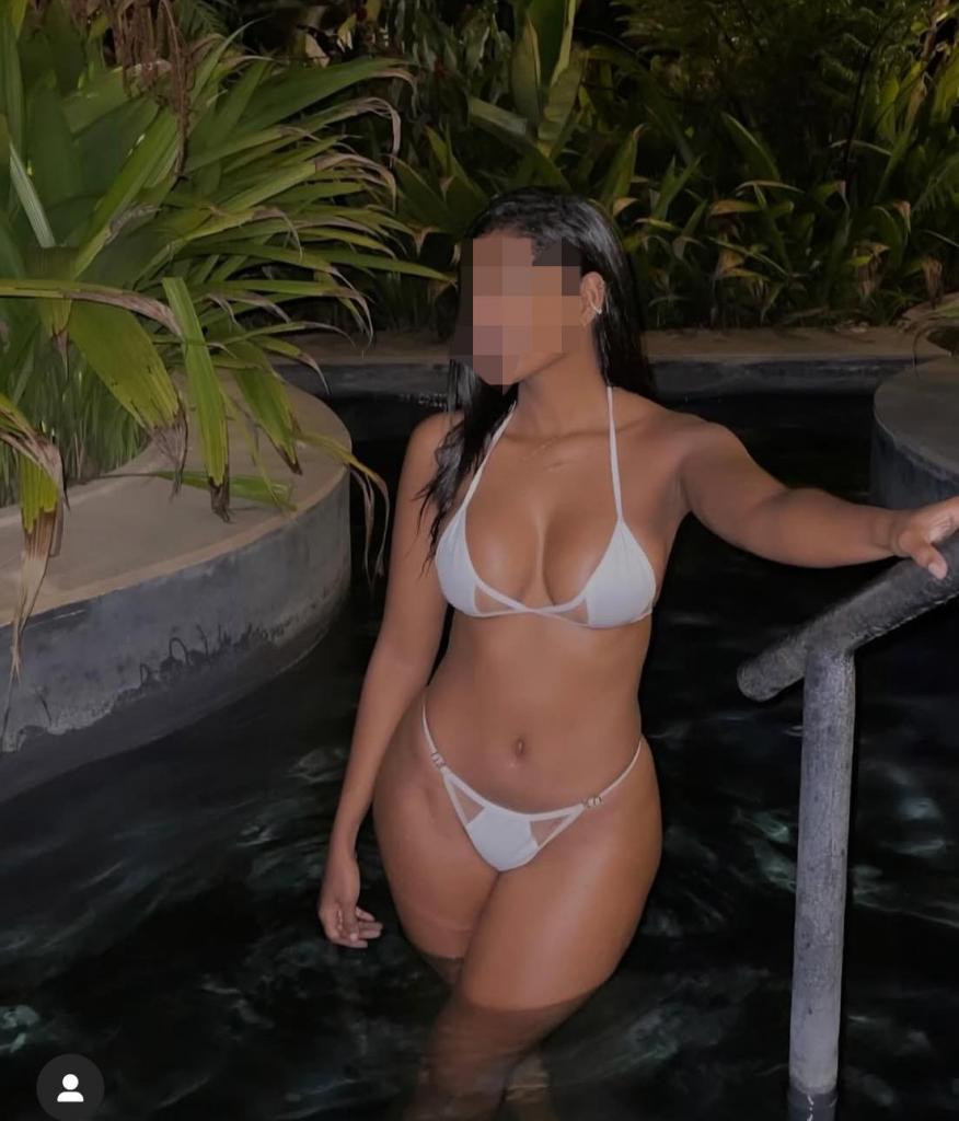 Chica busca chico en Granada: 