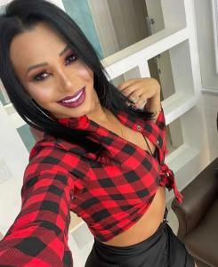 613422160: Transexual en La Coruña