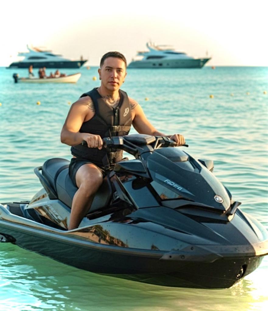 632541541: Chico busca chica en León