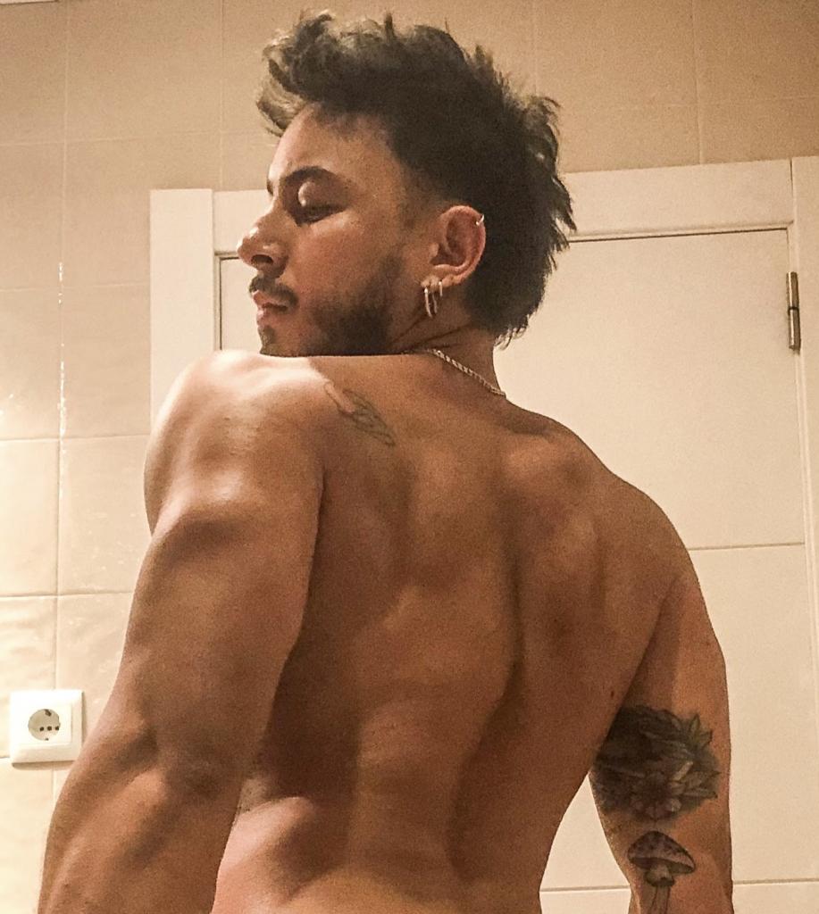 672044911: Chico busca chica en Tarragona