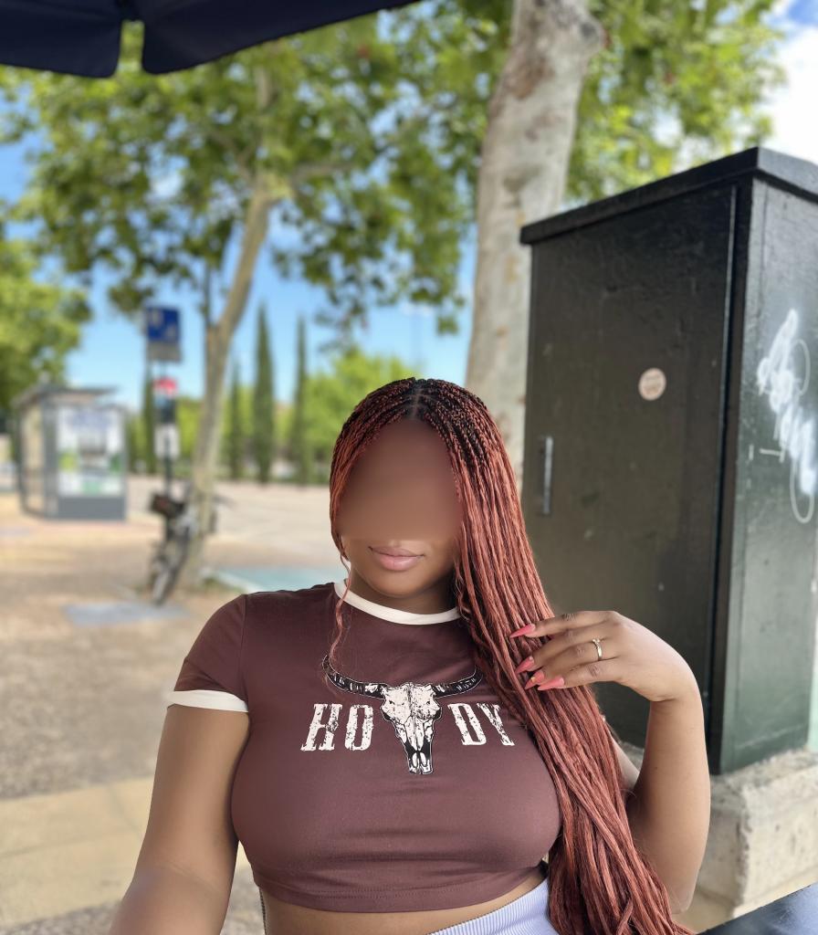 672530012: Chica busca chico en Málaga