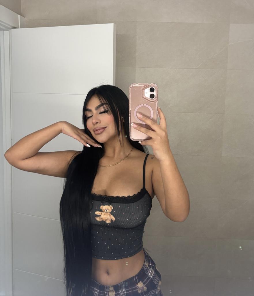 694262933: Chica busca chico en Pontevedra