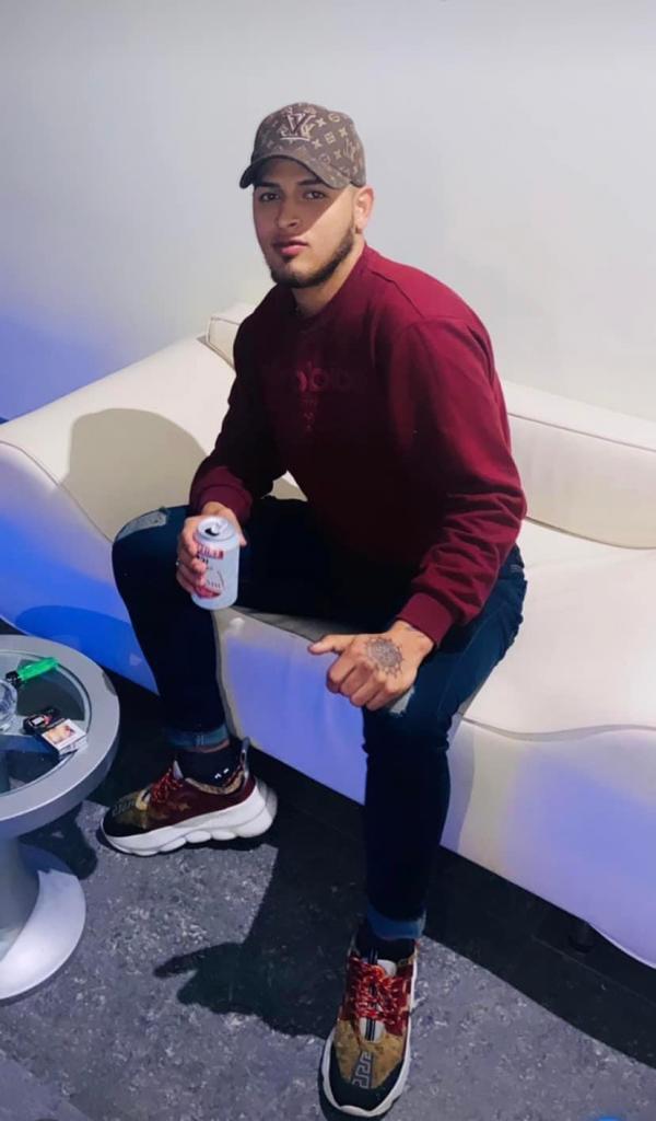 Chico busca chica en Zaragoza: 