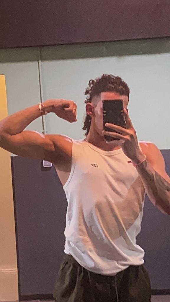 613599333: Chico busca chica en Madrid