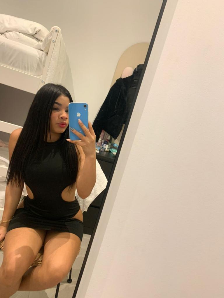 642652932: Chica busca chico en Sevilla