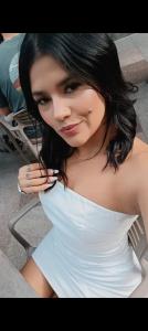 617440311: Chica busca chico en Sevilla