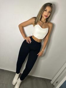 663927794: Chica busca chico en Cádiz