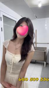 600509536: Chica busca chico en Barcelona