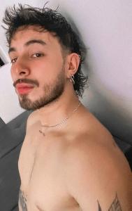 672044911: Chico busca chica en Tarragona