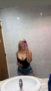 613506046: Chica busca chico en Barcelona