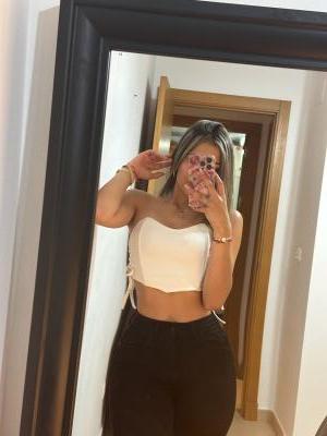 663927794: Chica busca chico en Cádiz