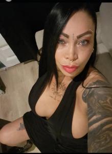 655239176: Chica busca chico en Barcelona