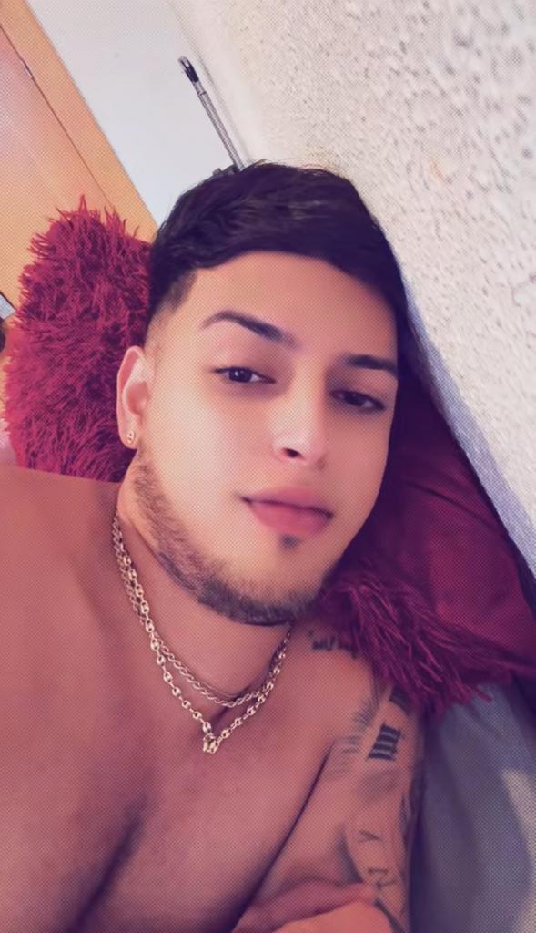 674713300: Chico busca chica en Zaragoza