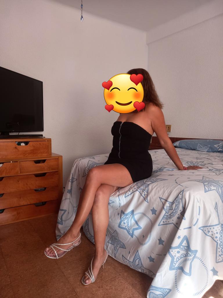 666889364: Chica busca chico en Barcelona