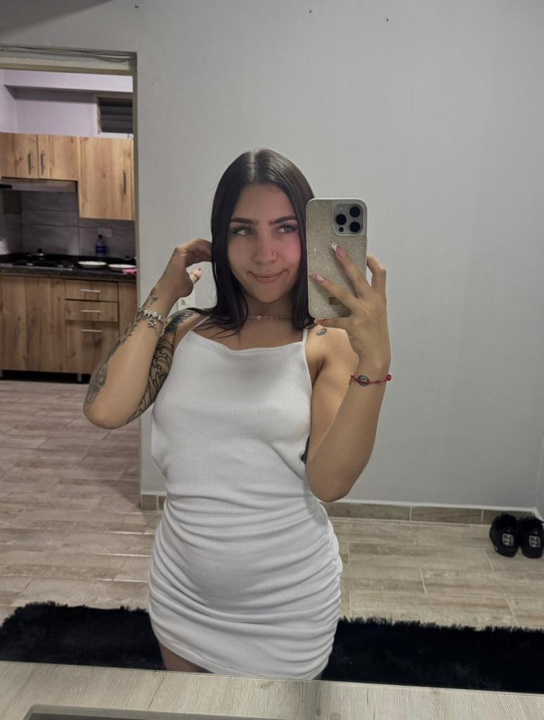 610183144: Chica busca chico en Málaga