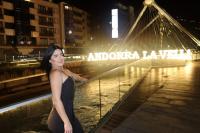 653565836: Chica busca chico en Lérida