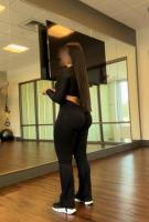 613509841: Chica busca chico en Barcelona