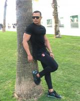 674966448: Chico busca chica en Gerona